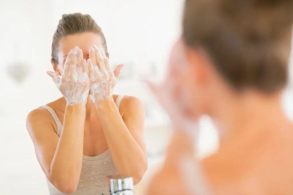 一天到底洗幾次臉？這是我見過洗臉護膚最好的答案